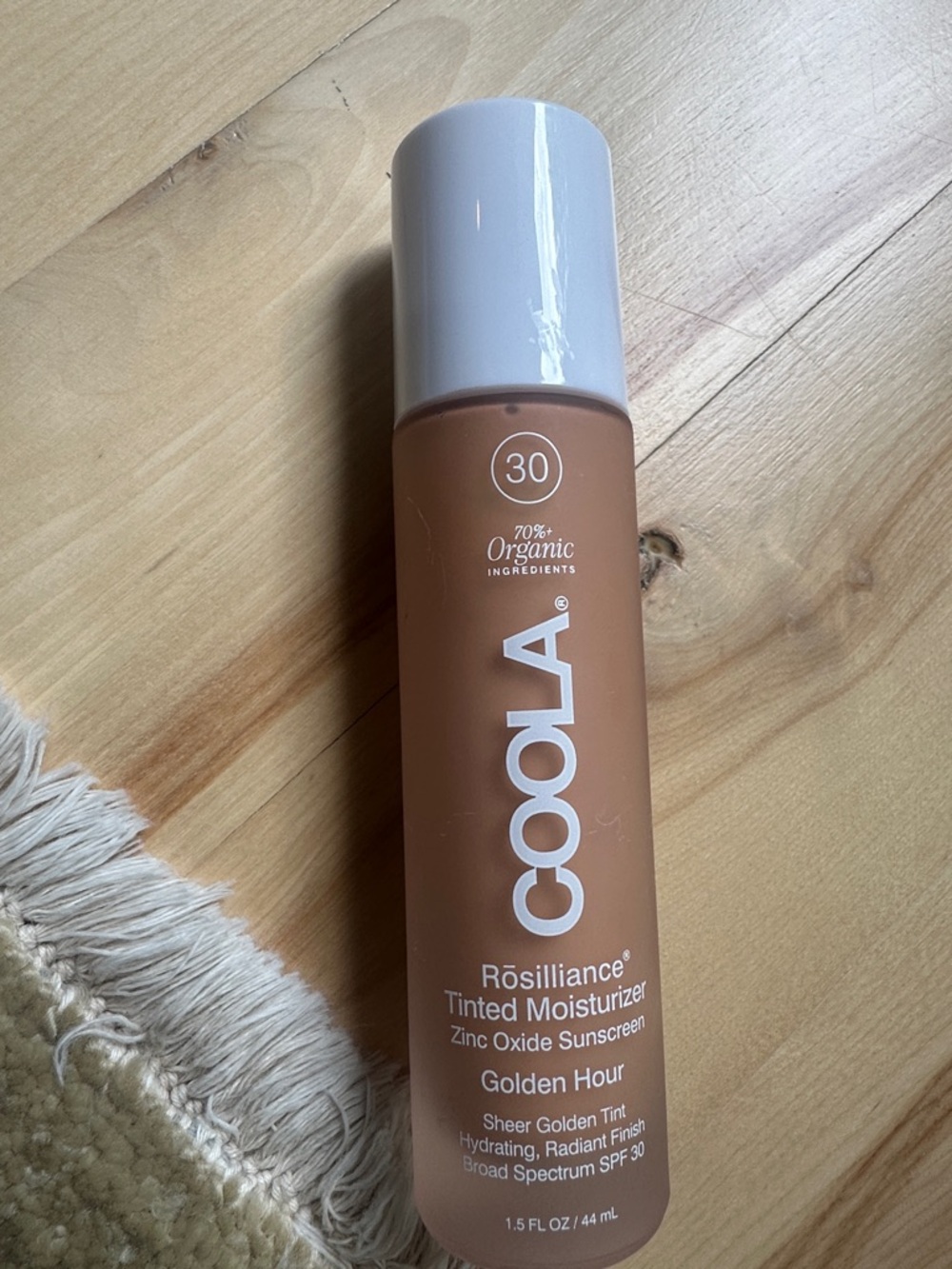 COOLA Rosilliance Tinted Moisturizer – Golden Brown Shade